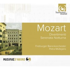 莫札特：嬉遊曲、小夜曲　Mozart：Divertimenti & Serenata Notturna